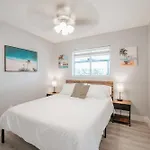 Home With A Pool Close To Beach And Fll Airport Pool Heated October- March