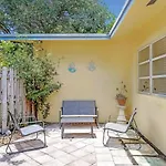 Lovely 1 Bedroom - Just Beachy By Pmi