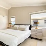 Casa Bermuda By Avantstay Right Across The Street From Fort Lauderdale Beach