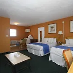Avalon Waterfront Inn