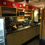 Hotel Lush Royale - Gay Men\'S Resort