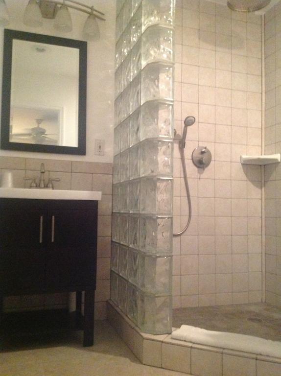 Coral Reef Guest house 3*