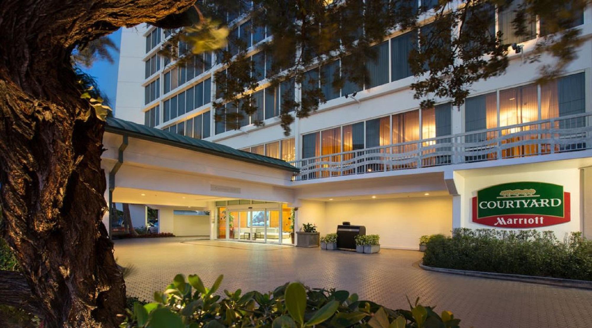 Courtyard By Marriott Oceanside Fort Lauderdale Beach Hotel
