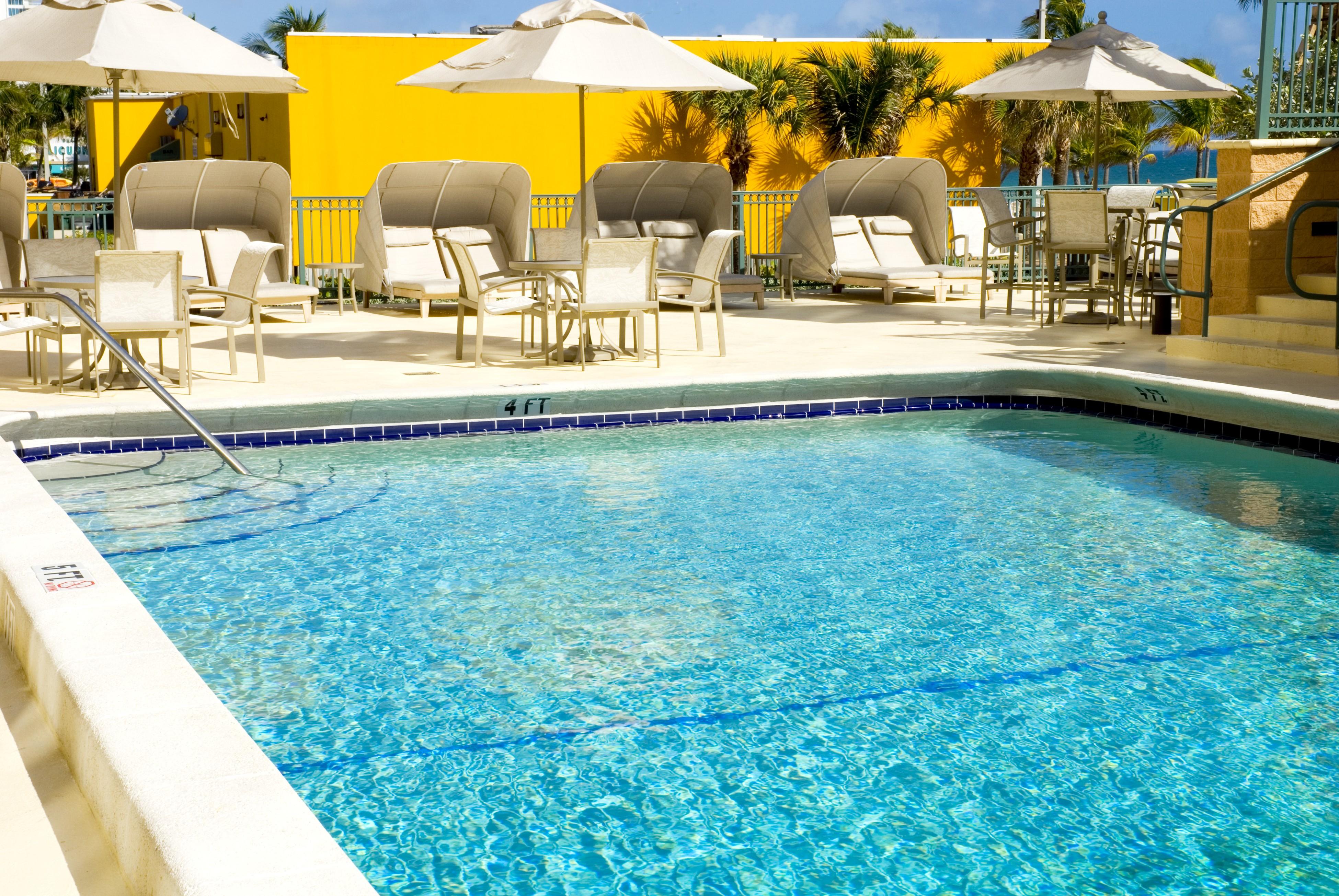 Courtyard By Marriott Oceanside Fort Lauderdale Beach Hotel