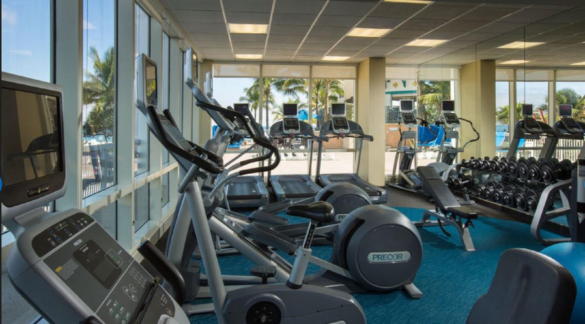 Courtyard By Marriott Oceanside Fort Lauderdale Beach