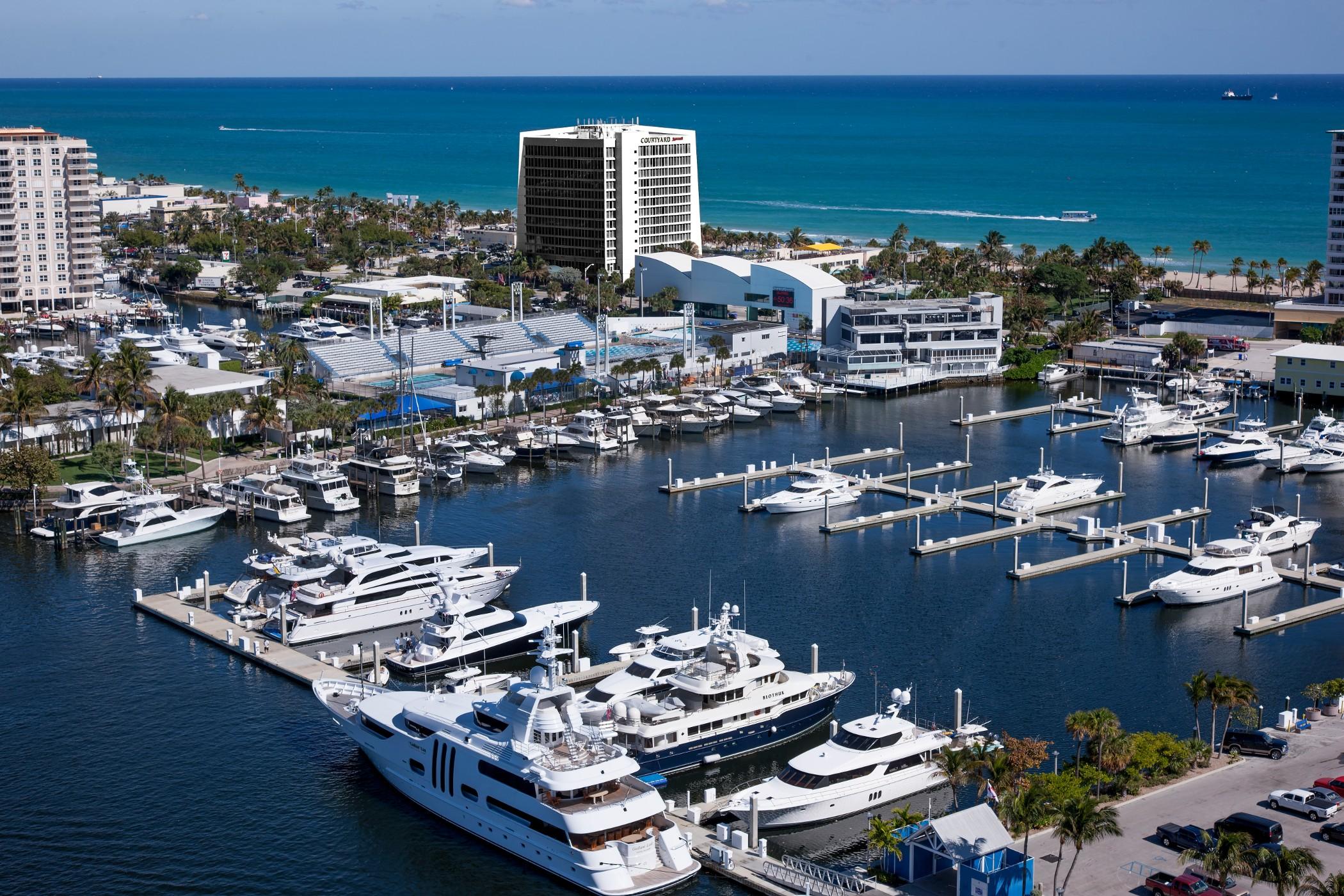 Courtyard By Marriott Oceanside Fort Lauderdale Beach Hotel