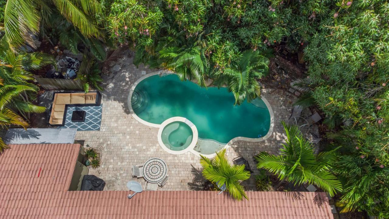 Quintessential Florida Oasis Holiday home *