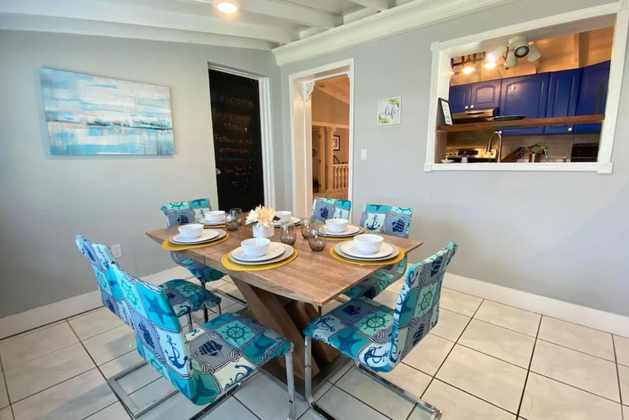 Great Location Pool W Pool Table 5br Holiday home