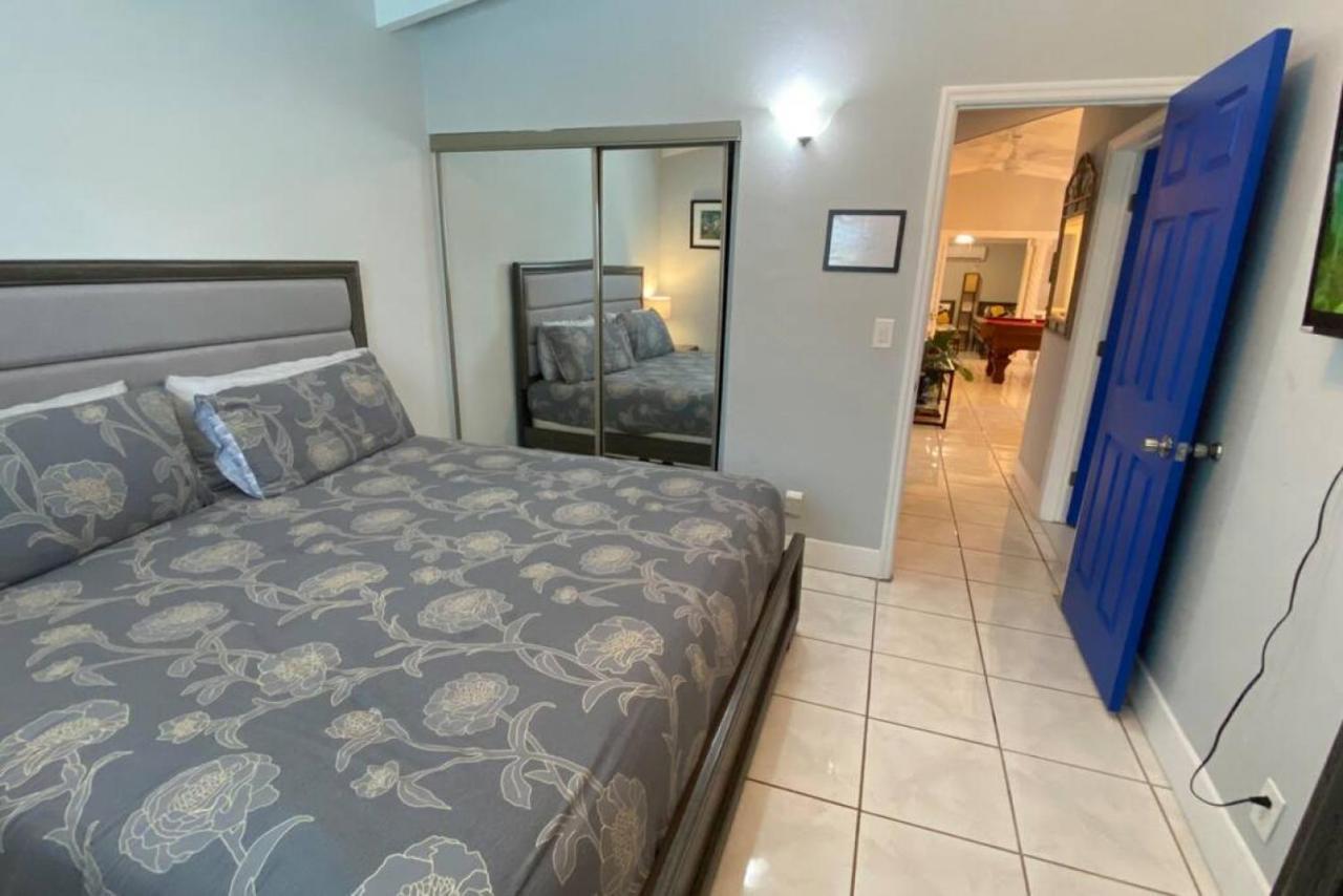 Great Location Pool W Pool Table 5br * Fort Lauderdale