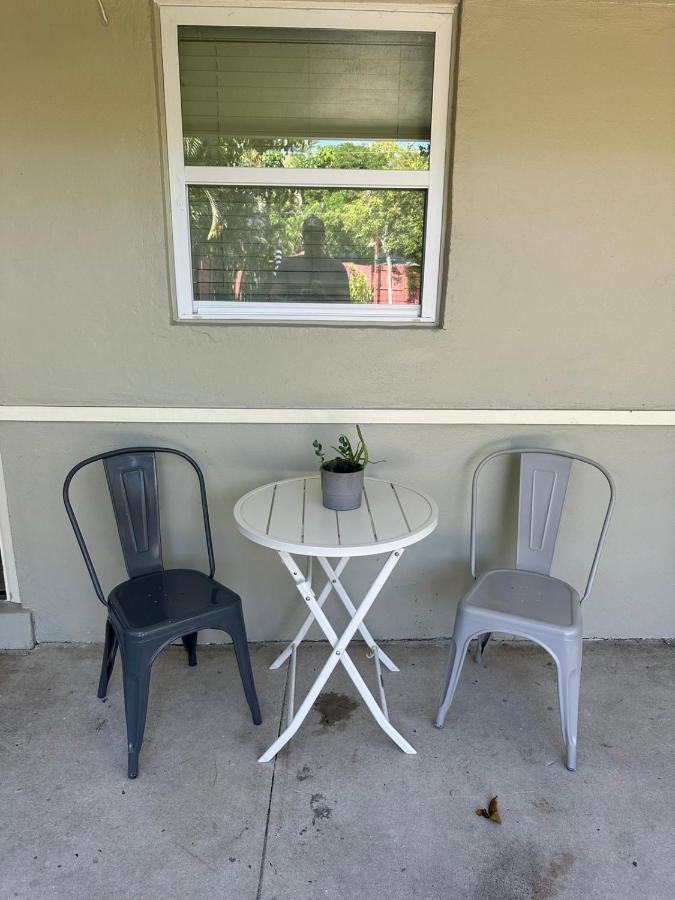 Cozy & Confy Apt W/full Kitchen For 4ppl *