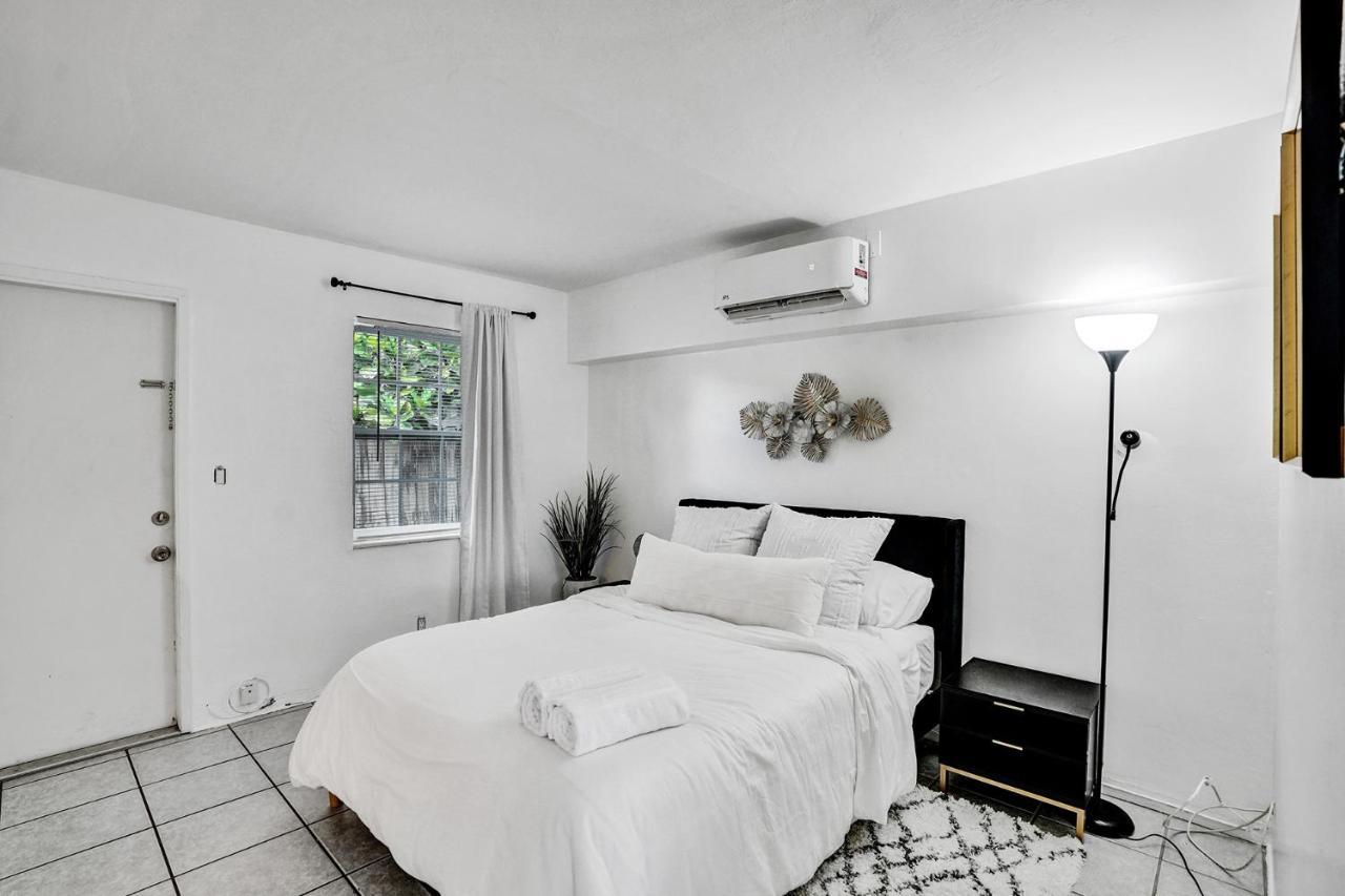Bimini House-villa Rojas With Pool Fort Lauderdale