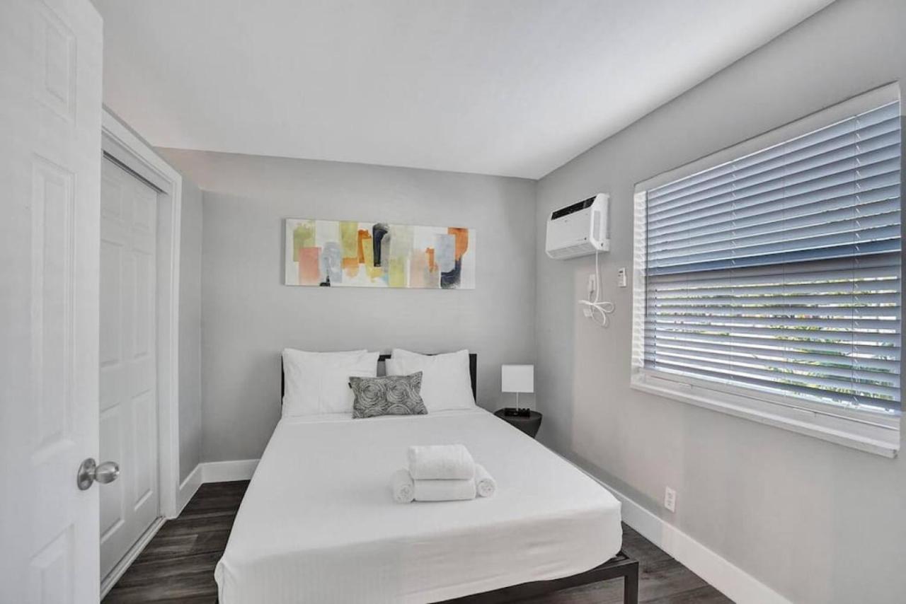Rustic Retreats Modern 1br For 4 Guests In The Heart Of Lauderdale Fort Lauderdale