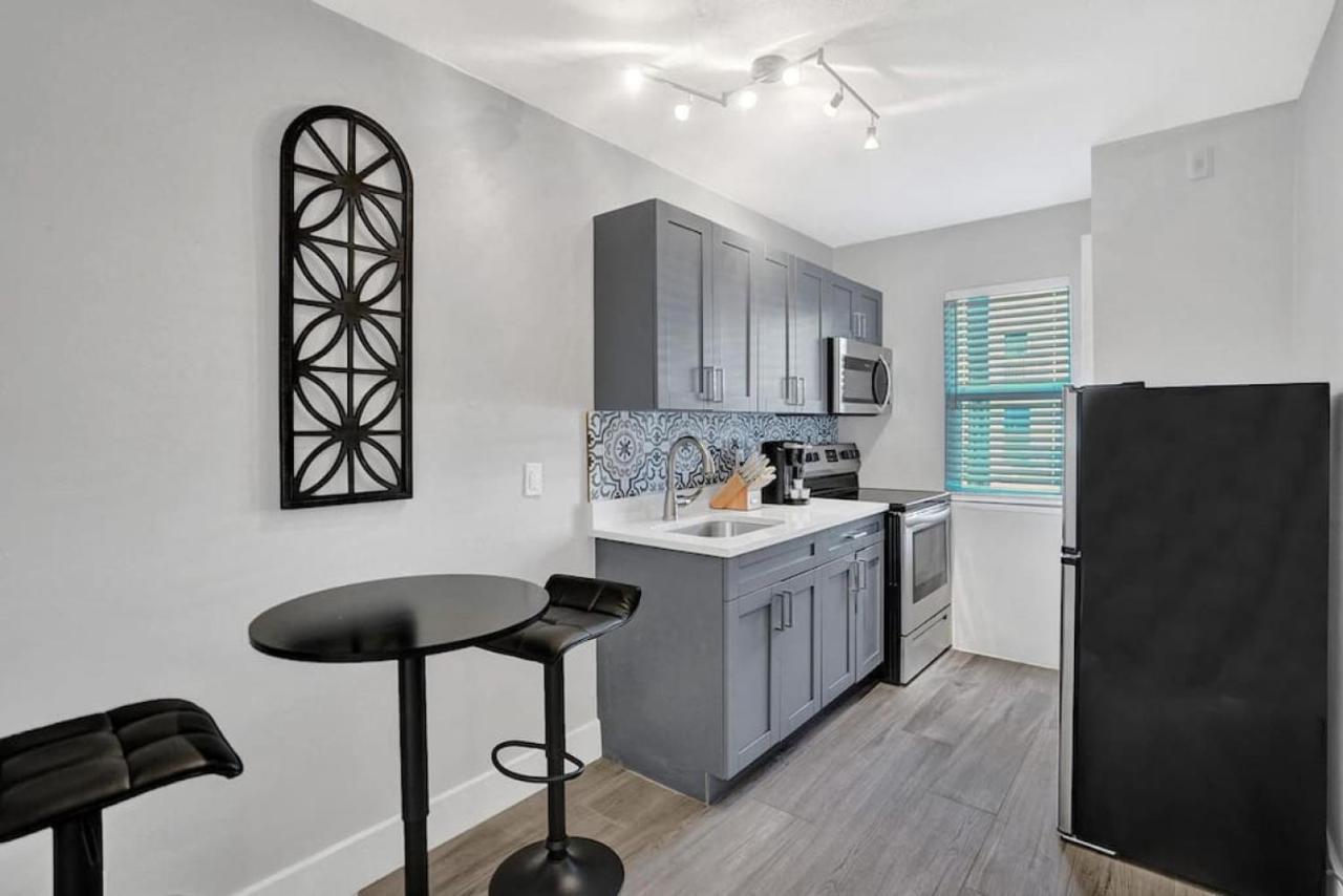 Apartment Rustic Retreats Cozy 1br For 4 Guests Minutes From Olas Fort Lauderdale