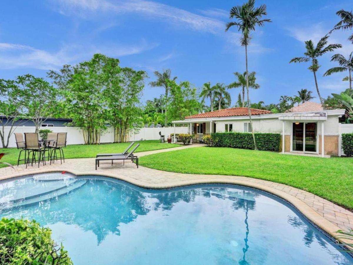 3 Min. Walk To Wilton Drive, Pool And Huge Yard * Fort Lauderdale