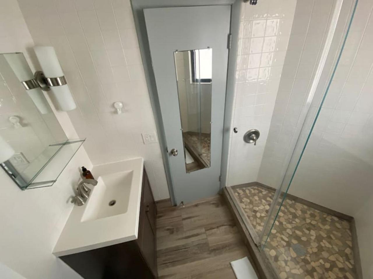 Apartment 111 Unit 8 Waterfront With Boat Available Fort Lauderdale