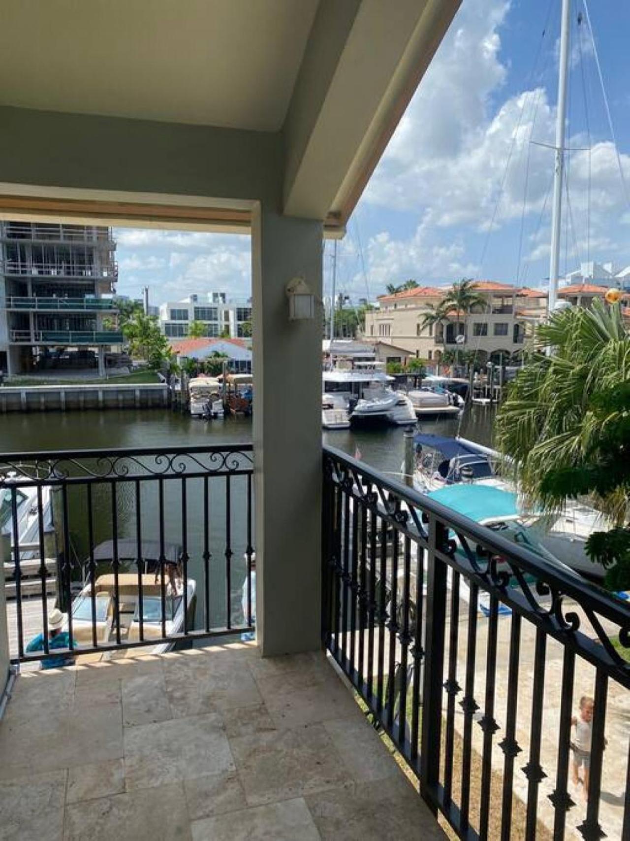111 Unit 8 Waterfront With Boat Available * Fort Lauderdale