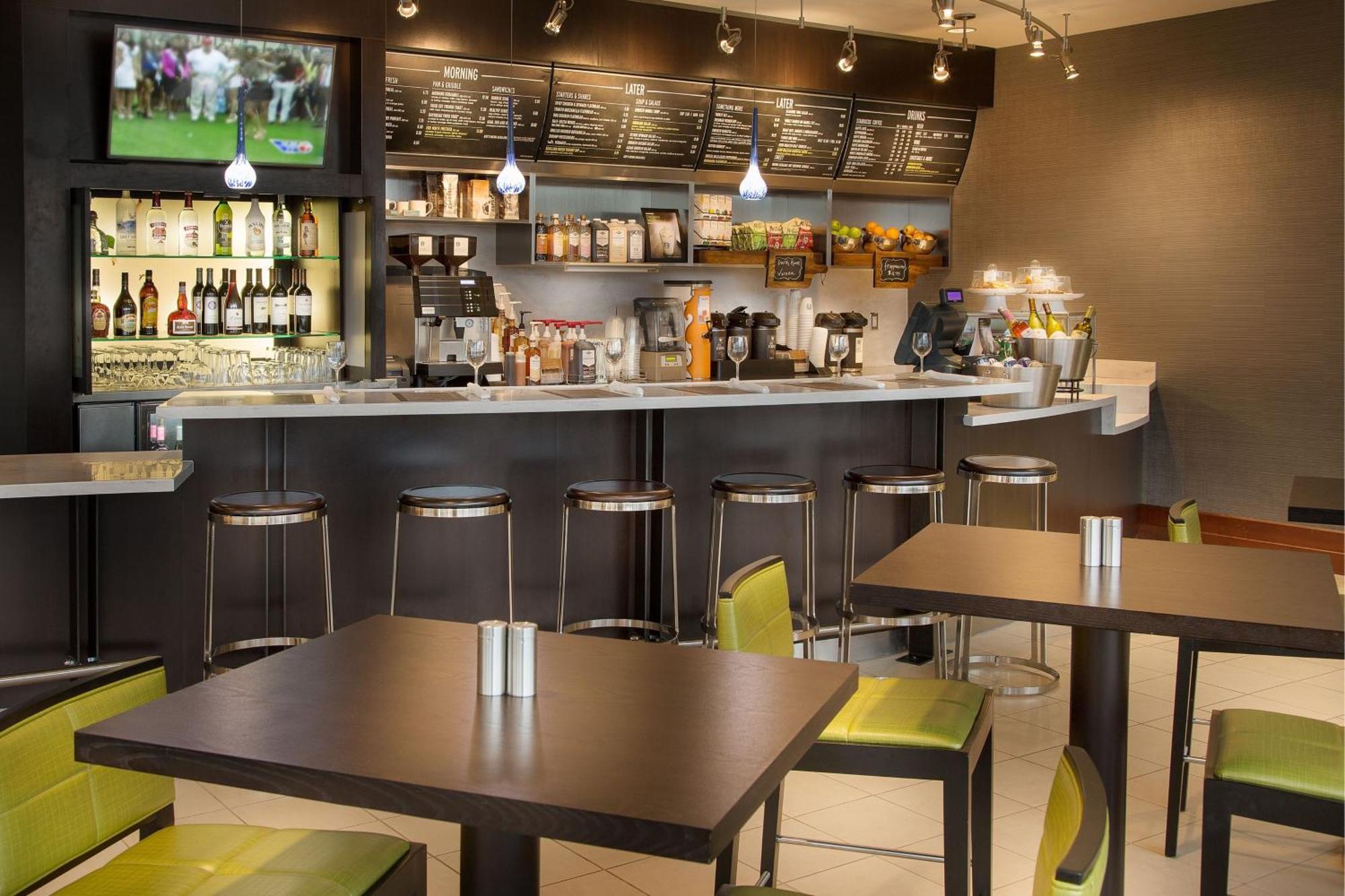 Courtyard By Marriott Oceanside Fort Lauderdale Beach 3*