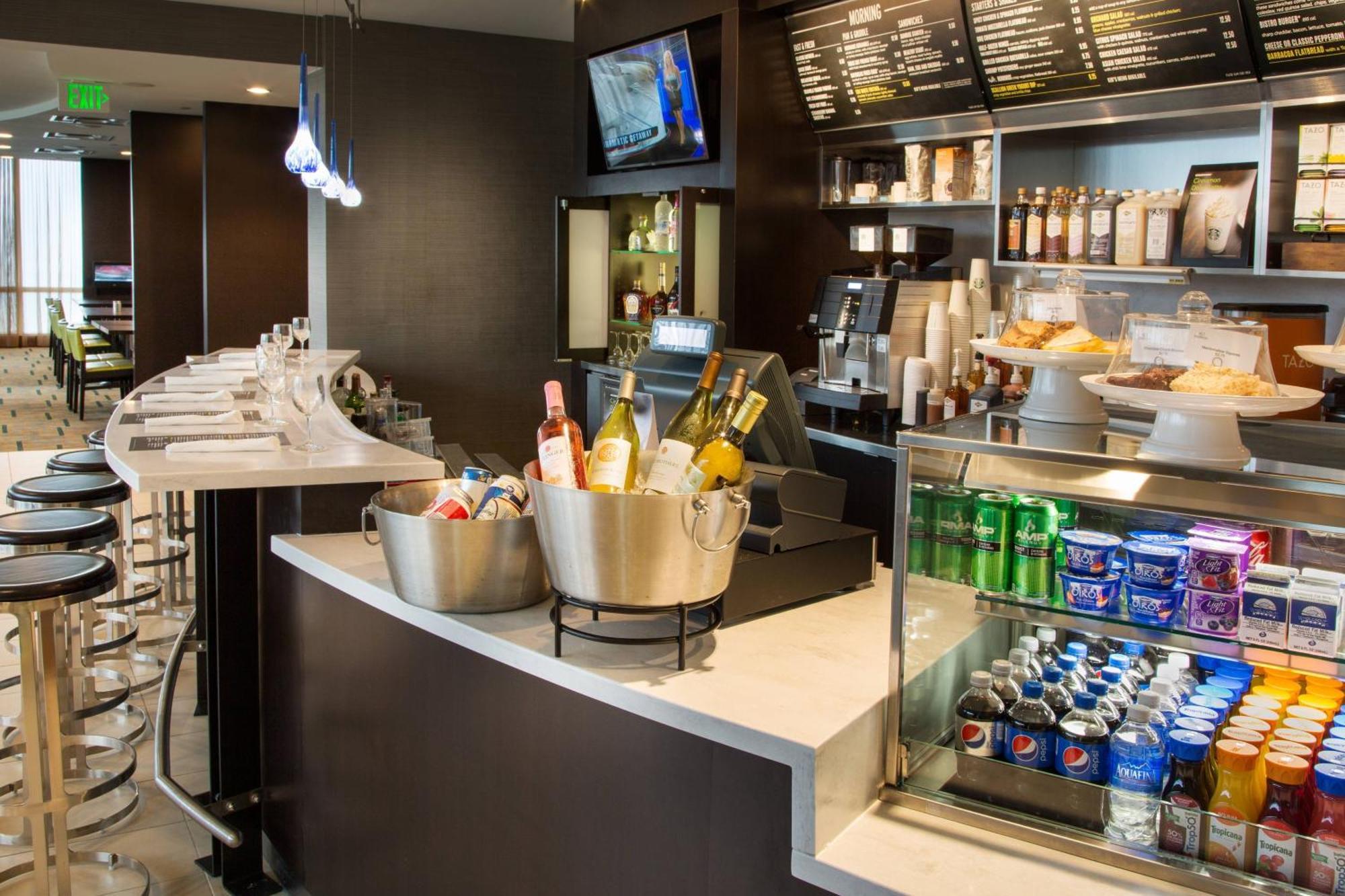 Courtyard By Marriott Oceanside Fort Lauderdale Beach
