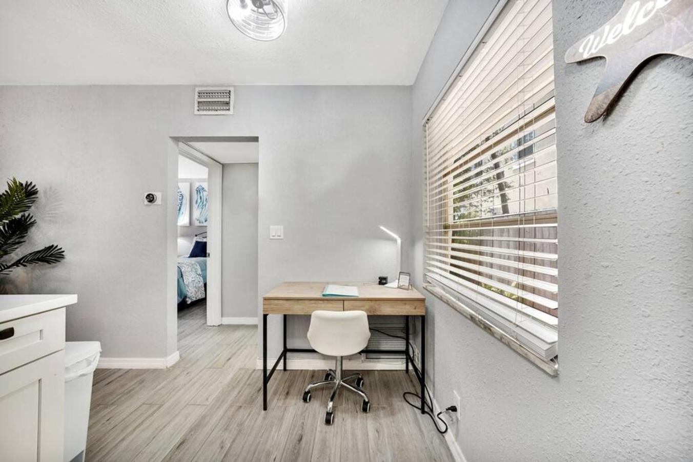 Apartment Lovely 1 Bedroom - Just Beachy By Pmi *