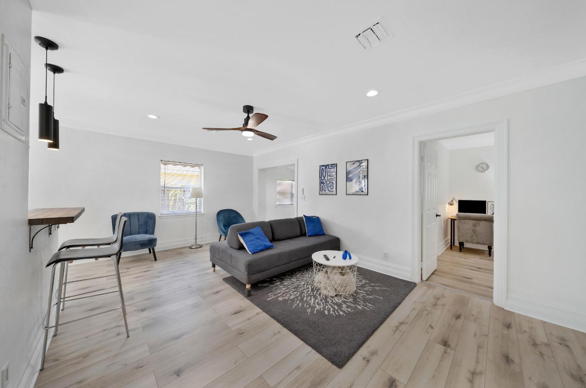 Escape To Newly Remodeled In The Heart Lauderdale With Private Pool Holiday home