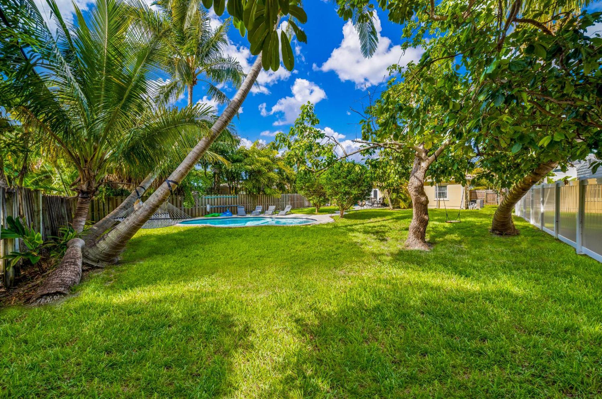 Holiday home Escape To Newly Remodeled In The Heart Lauderdale With Private Pool