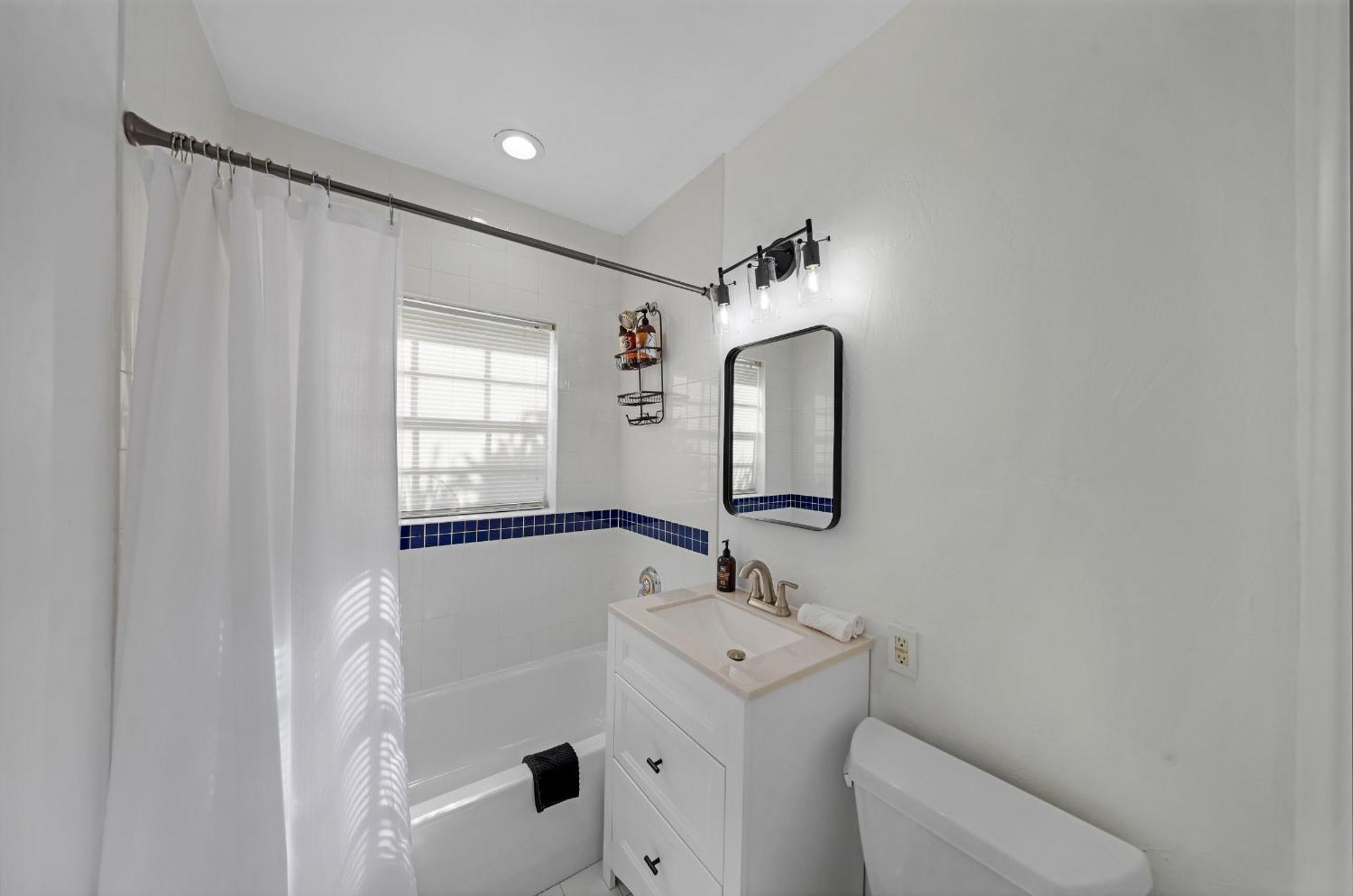 Holiday home Escape To Newly Remodeled In The Heart Lauderdale With Private Pool *