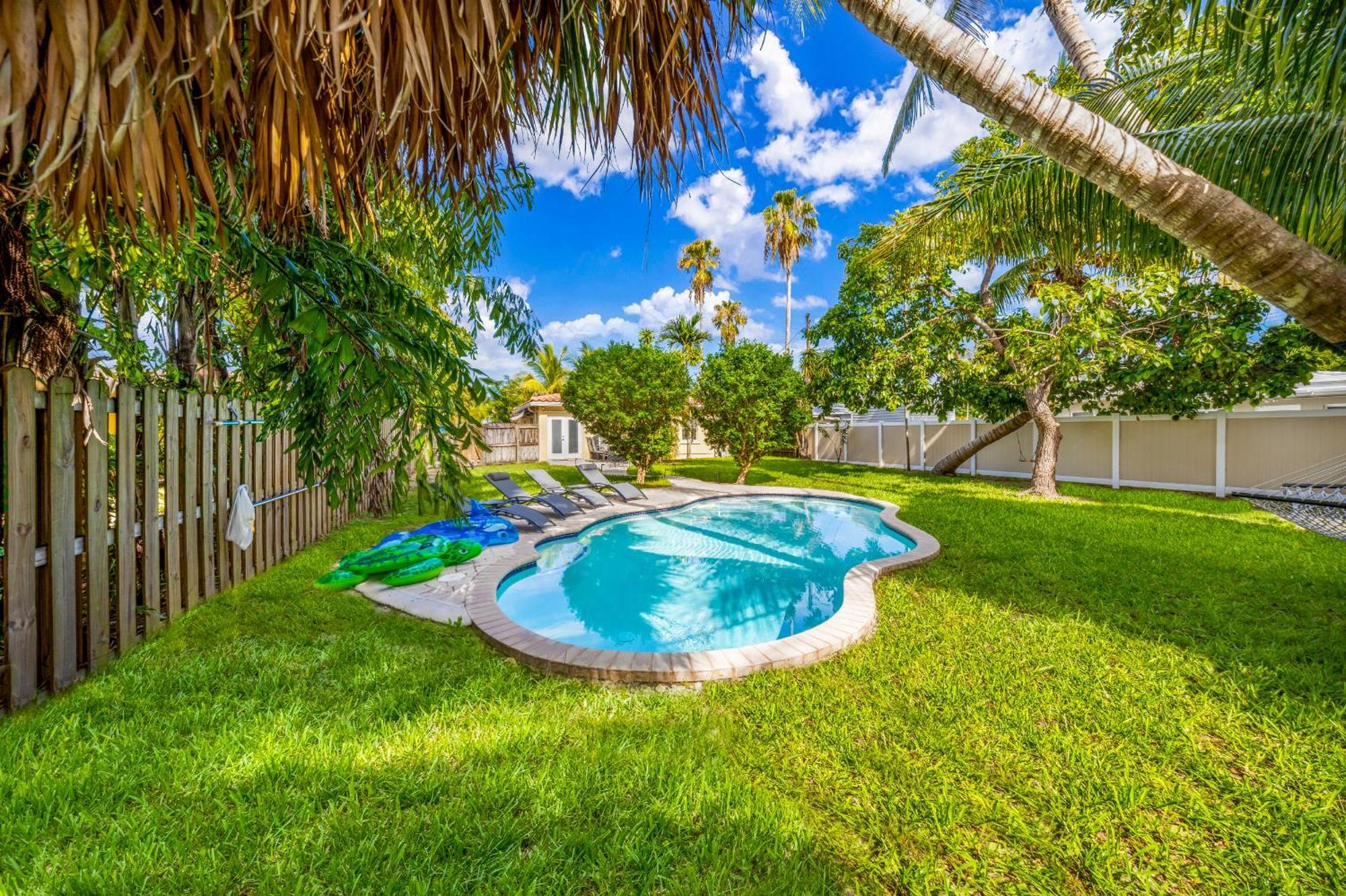 Holiday home Escape To Newly Remodeled In The Heart Lauderdale With Private Pool *