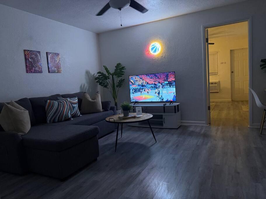 Apartment New Comfortable And Youthful Sport *