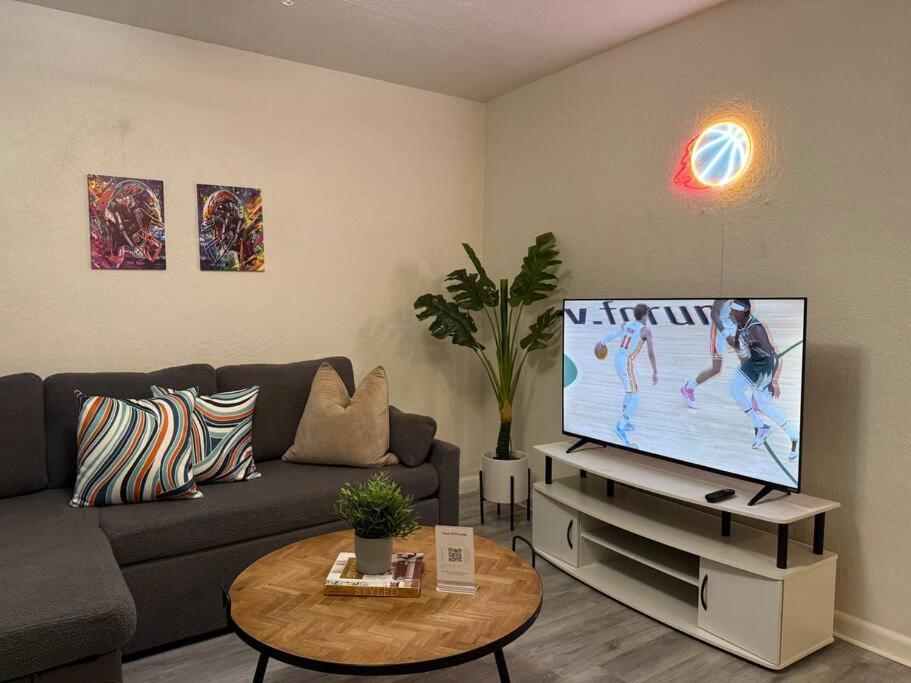Apartment New Comfortable And Youthful Sport *