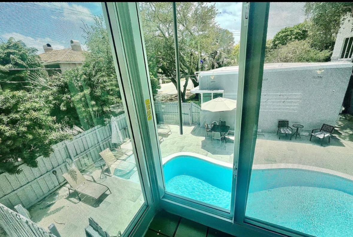 Olas Oasis, Pool, Parking, And Cozy! Apartment *