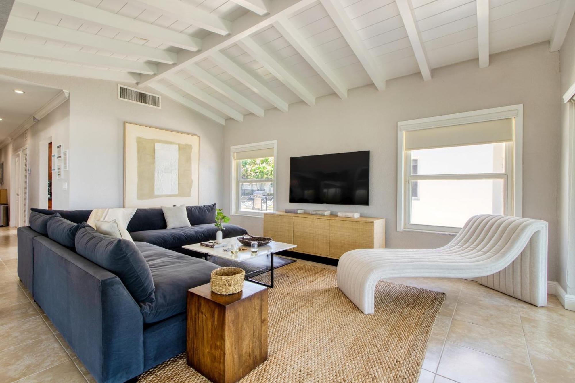 Casa Bermuda By Avantstay Right Across The Street From Lauderdale * Fort Lauderdale