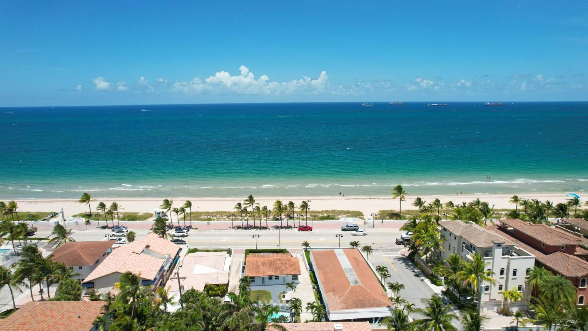 Casa Bermuda By Avantstay Right Across The Street From Lauderdale Holiday home Fort Lauderdale
