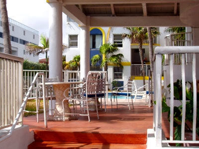 Avalon Waterfront Hotel 2*