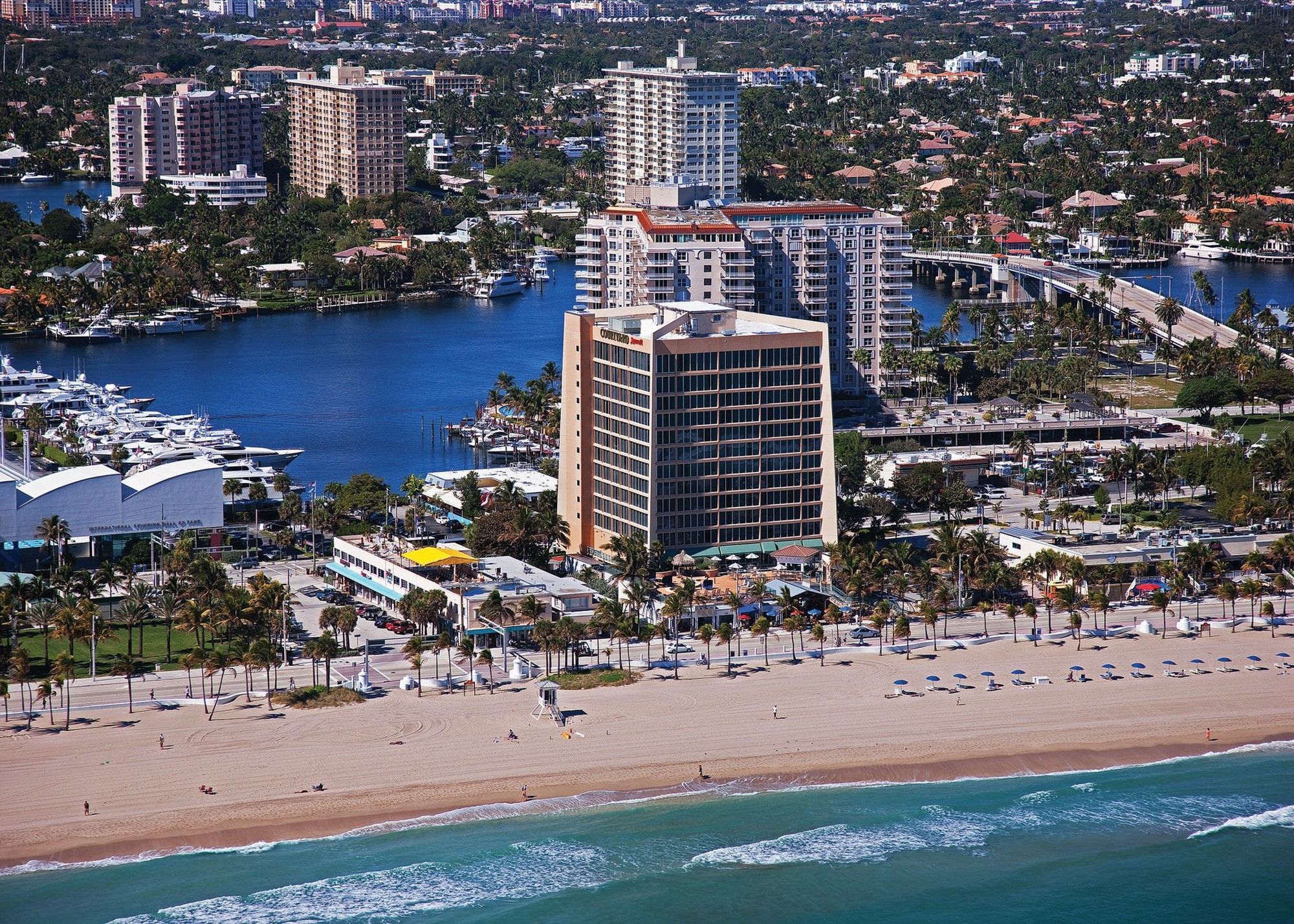 Courtyard By Marriott Oceanside Fort Lauderdale Beach Hotel Fort Lauderdale
