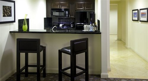 Residences At The Atlantic Aparthotel