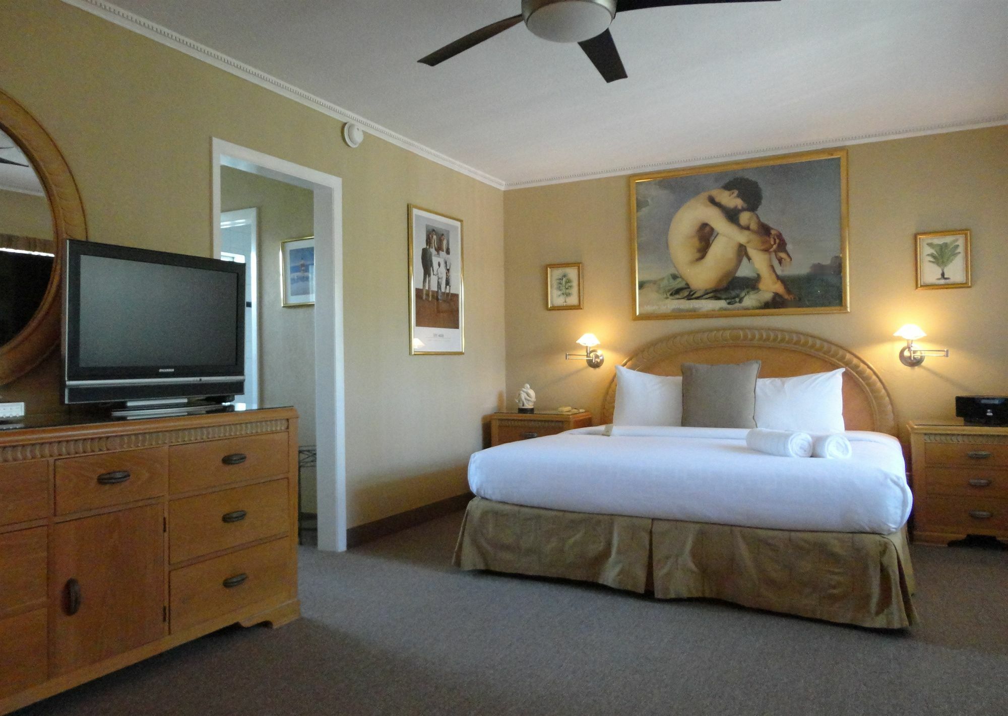 Hotel Lush Royale - Gay Men's 2*