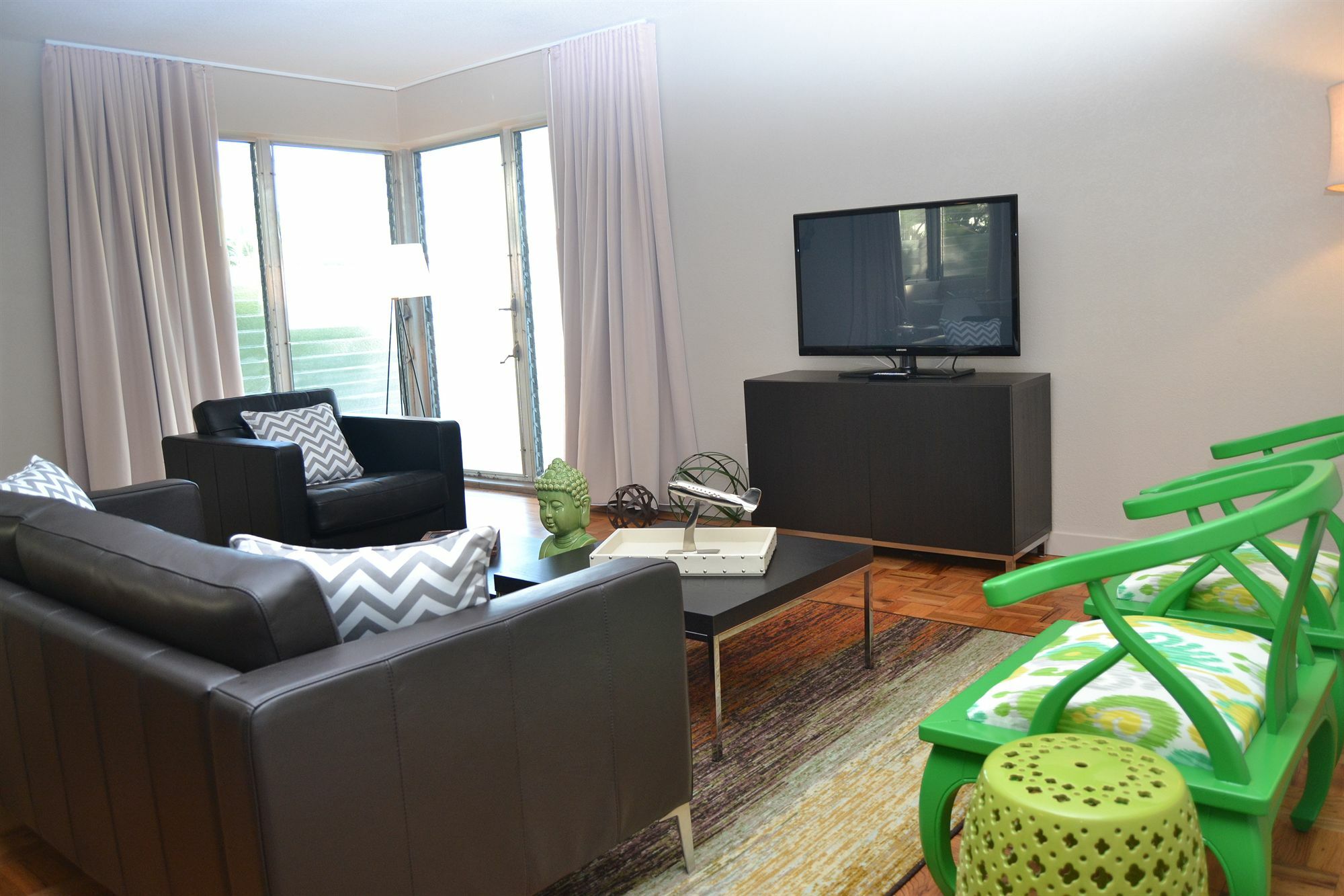 Lush Royale - Gay Men's Hotel Fort Lauderdale