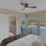 Palms By The Sea Villa