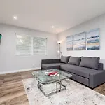 The Palms At Middle River Terrace 4