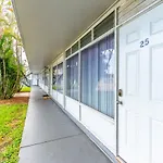 Stylish Apts In Oakland Park Near Ft Lauderdale