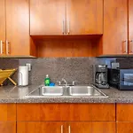 Stylish Apts In Oakland Park Near Ft Lauderdale