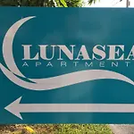 Lunasea Apt Downtown Airport-Cruise