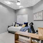 Bleau\'Tiful Home