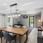 Pretty Rola 201 Luxury 1B1B W King Bed At Downtown Fort Lauderdale