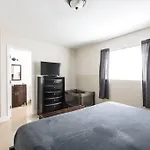 A1 - Endless Summer Vacation Rentals - Affordable Luxury Near Downtown