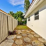 Moana Beach Cottage
