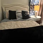 Kool Runnings Bed And Breakfast Lauderdale