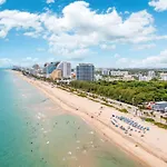 The Purple Pelican Beachfront With Ocean Balcony Unit 5