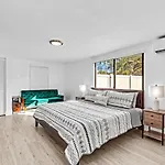 Fun Adventure Luxy Retreat Home! Heated Pool!