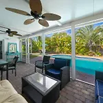 Palm Paradise-Seaside Home W Heated Saltwater Pool